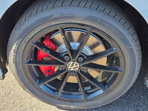 New 2026 Volkswagen Jetta GLI Autobahn image 5