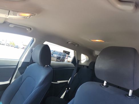 Used 2019 Hyundai Tucson Value FWD image 19