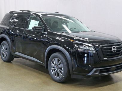 New 2025 Nissan Pathfinder SV
