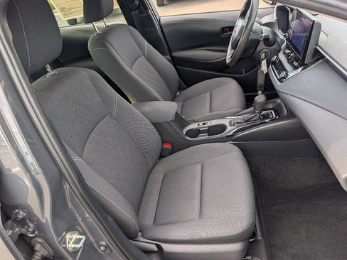 Used 2024 Toyota Corolla LE FWD image 8