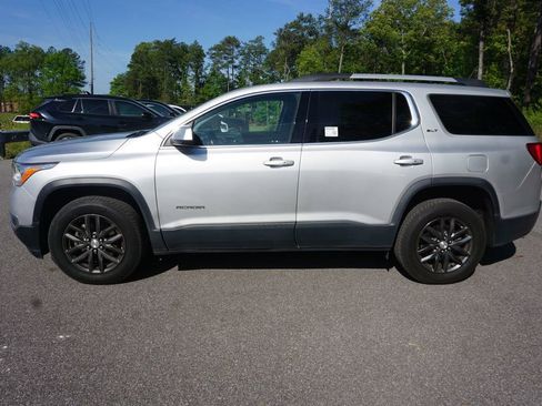 Used 2019 GMC Acadia SLT image 17