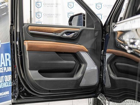 Used 2023 GMC Yukon XL Denali Ultimate w/ LPO, Floor Liner Package image 34