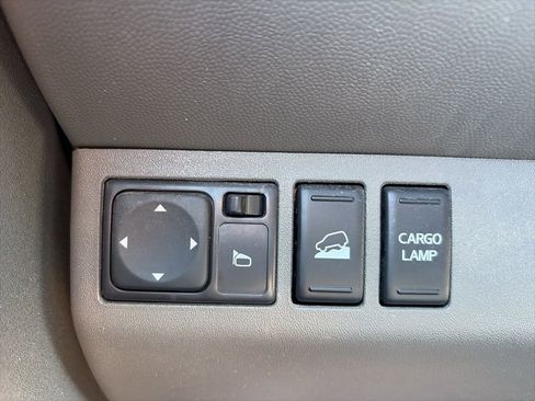 Used 2019 Nissan Frontier SV w/ Value Truck Package AWD/4WD image 17