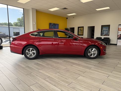Used 2022 Hyundai Sonata SE FWD image 5