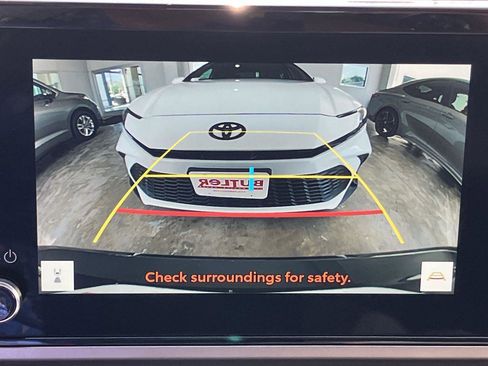 Used 2026 Toyota Camry LE FWD image 11