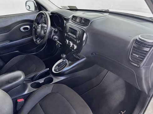 Used 2016 Kia Soul FWD image 29