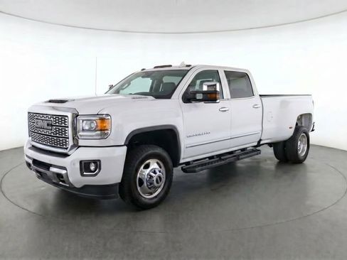 Used 2019 GMC Sierra 3500 Denali w/ Duramax Plus Package AWD/4WD image 1