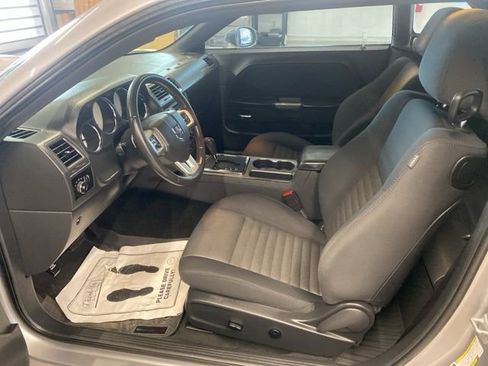 Used 2013 Dodge Challenger R/T w/ Blacktop Pkg RWD image 24