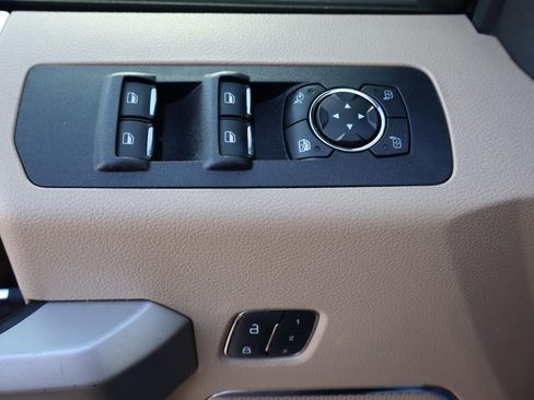 Used 2019 Ford F150 Lariat AWD/4WD image 11