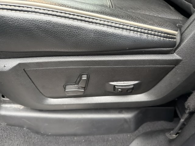 Used 2022 RAM 2500 Laramie AWD/4WD image 16