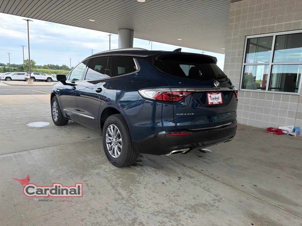 Used 2023 Buick Enclave Essence w/ LPO, Floor Liner Package FWD image 3
