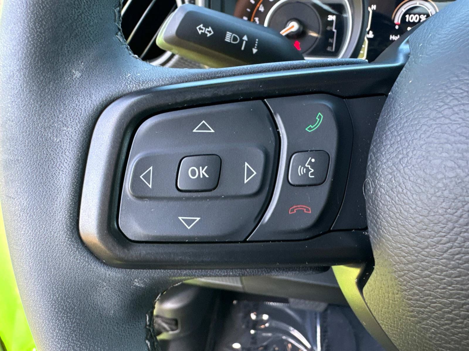 New 2025 Jeep Wrangler Unlimited Rubicon w/ Safety Group AWD/4WD image 28
