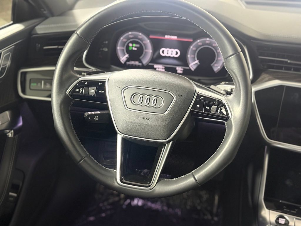 Used 2021 Audi A7 e Premium Plus w/ Interior Protection Package AWD/4WD image 12