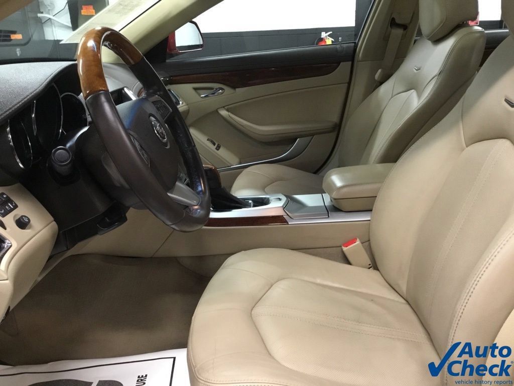 Used 2011 Cadillac CTS Luxury AWD/4WD image 24