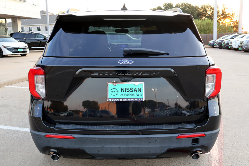 Used 2022 Ford Explorer ST-Line RWD image 8
