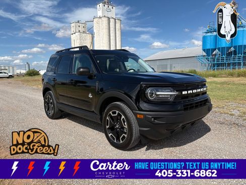 Used 2023 Ford Bronco Sport Outer Banks w/ Tech Package AWD/4WD image 1