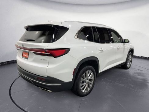 Certified 2025 Buick Enclave Preferred AWD/4WD image 8