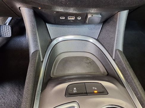 Used 2024 Chevrolet Malibu LT FWD image 31
