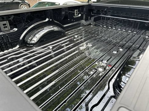 New 2025 Ford F250 XL w/ XL Chrome Package RWD image 18