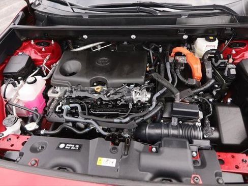 Certified 2025 Toyota RAV4 XLE Premium AWD/4WD image 28