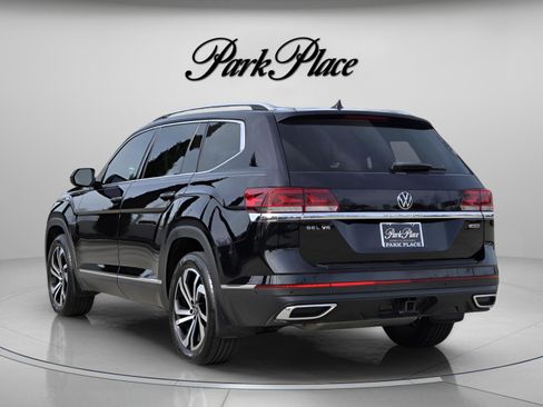 Used 2021 Volkswagen Atlas SEL Premium w/ MDO Package (Bench Seat) image 3
