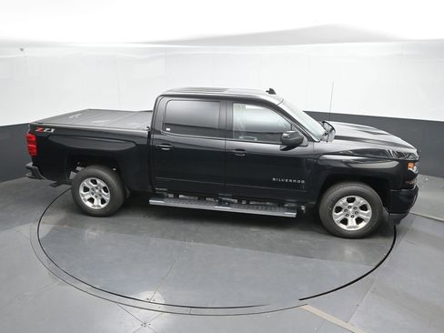 Used 2018 Chevrolet Silverado 1500 LT w/ All Star Edition AWD/4WD image 28