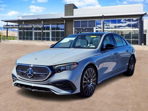 Used 2025 Mercedes-Benz E 450 4MATIC Sedan image 3