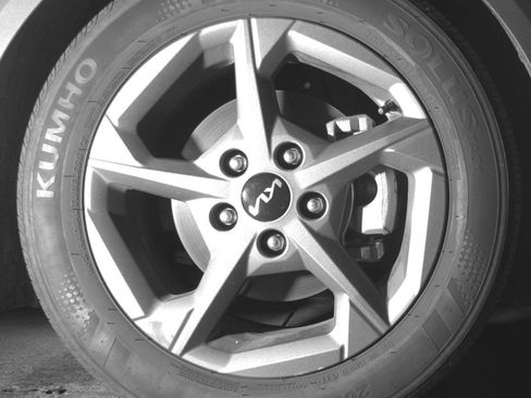 Used 2025 Kia K4 LXS image 13