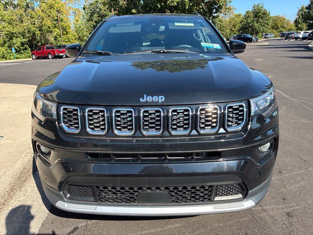 Used 2024 Jeep Compass Limited AWD/4WD image 14