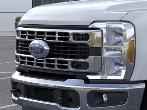 New 2026 Ford F250 XLT AWD/4WD image 17