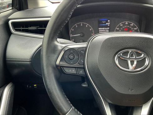 Used 2023 Toyota Corolla Cross LE FWD image 23
