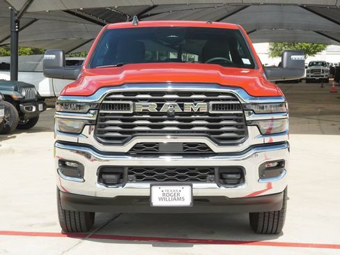 Used 2026 RAM 2500 Big Horn AWD/4WD image 5