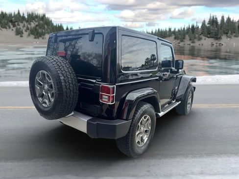 Used 2014 Jeep Wrangler Sahara w/ Mopar Chrome Edition Group image 6