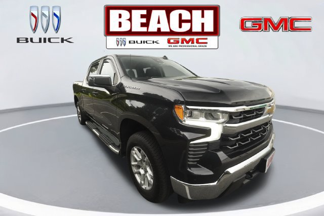 Used 2022 Chevrolet Silverado 1500 LT AWD/4WD image 1
