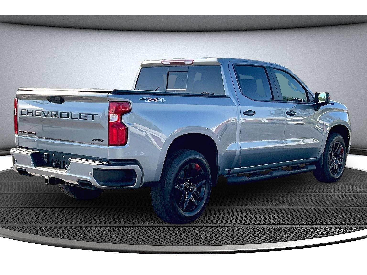 New 2026 Chevrolet Silverado 1500 RST w/ Redline Edition AWD/4WD image 21