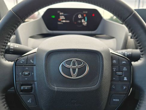 Used 2024 Toyota bZ4X XLE w/ Weather Package image 31