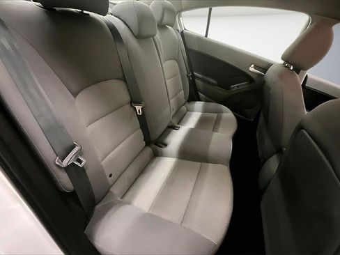 Used 2018 Kia Forte LX image 25