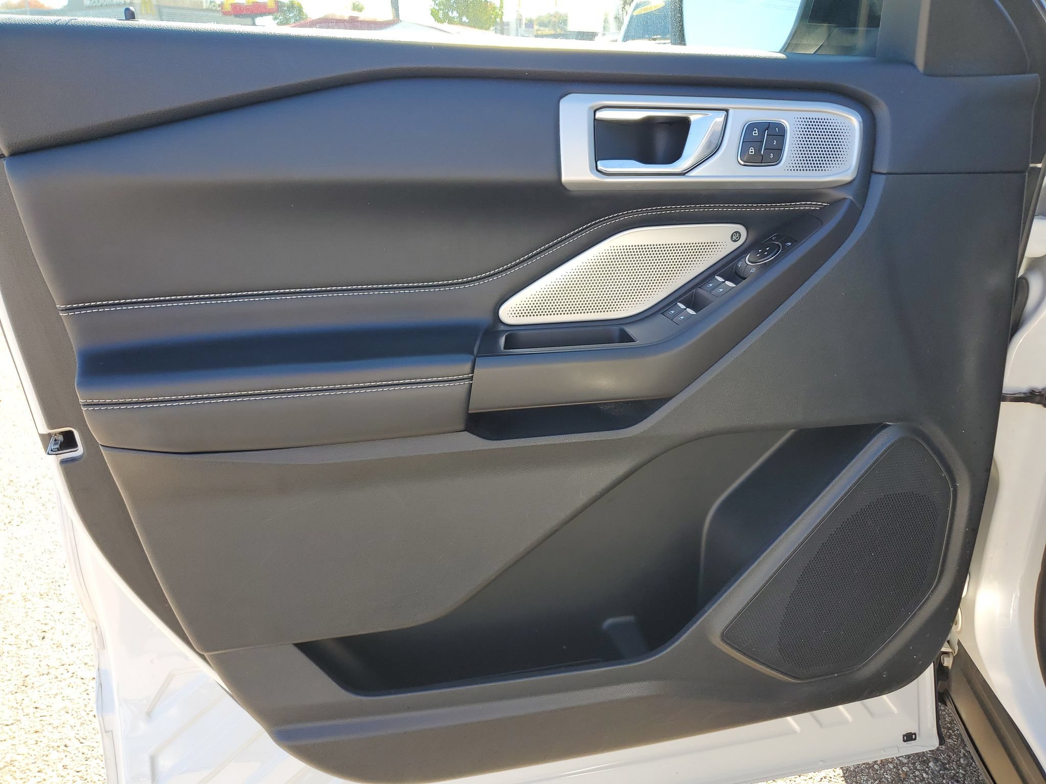 Used 2020 Ford Explorer ST w/ Premium Technology Package AWD/4WD image 12
