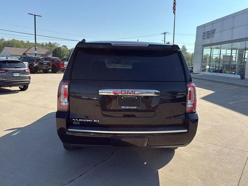 Used 2020 GMC Yukon XL Denali w/ Denali Ultimate Package image 4