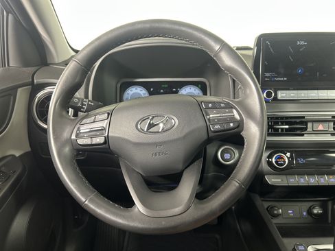 Used 2022 Hyundai Kona Limited image 32