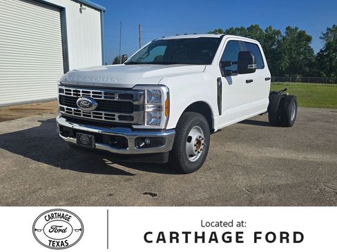 New 2026 Ford F350 XL w/ XL Chrome Package RWD image 1