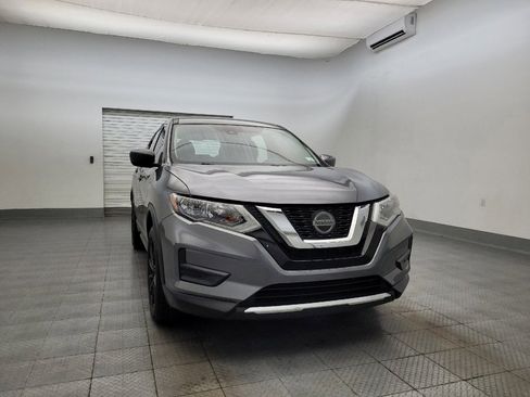 Used 2020 Nissan Rogue S image 14