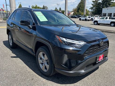 Certified 2025 Toyota RAV4 XLE w/ Convenience Package AWD/4WD image 3