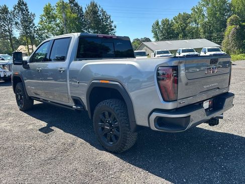 Used 2026 GMC Sierra 2500 AT4 w/ AT4 Premium Plus Package AWD/4WD image 8