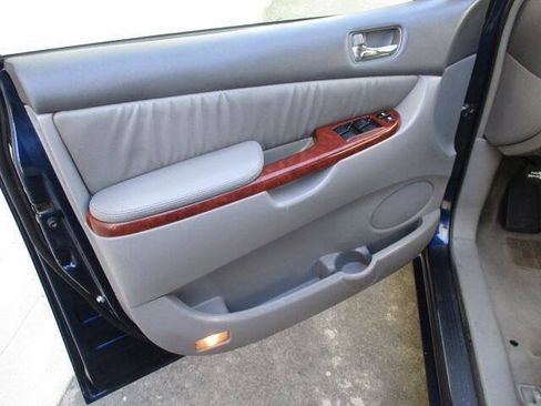 Used 2004 Toyota Sienna XLE AWD/4WD image 13