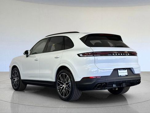New 2026 Porsche Cayenne image 3