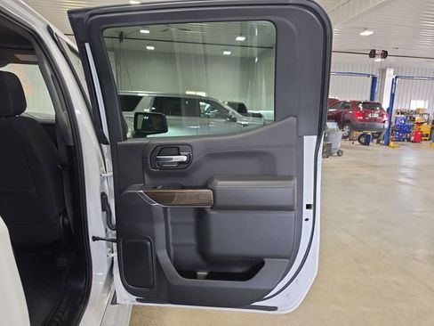 Used 2022 Chevrolet Silverado 1500 RST AWD/4WD image 25