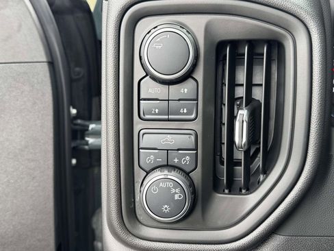 Used 2025 Chevrolet Silverado 1500 Custom Trail Boss image 30