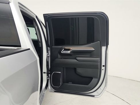 Used 2022 Chevrolet Silverado 1500 RST w/ Redline Edition image 29