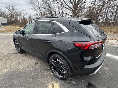 New 2026 Ford Escape Platinum w/ Equipment Group 601A image 4